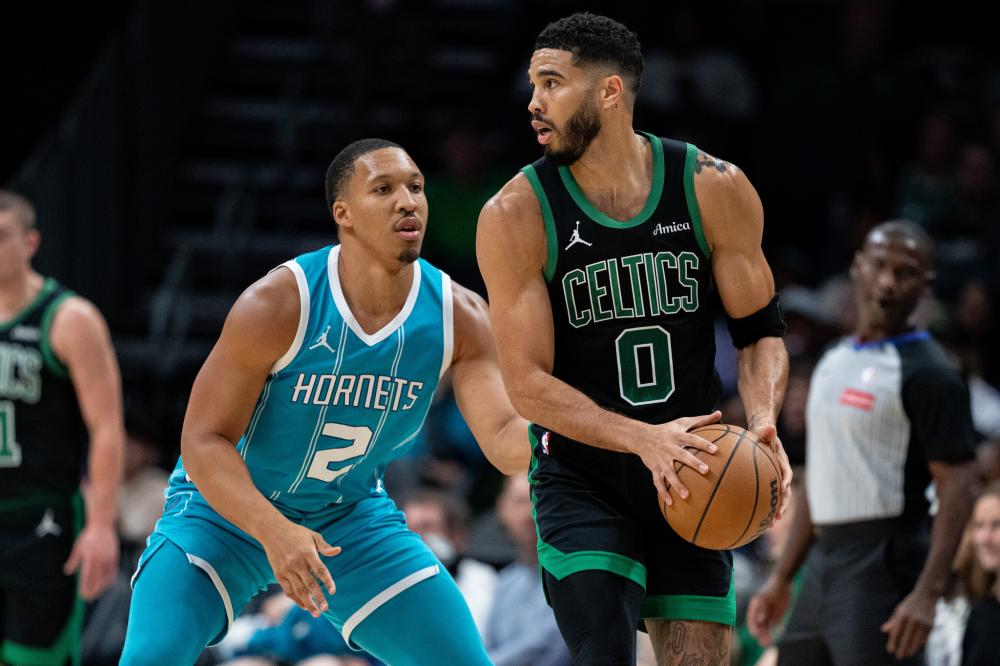 他不仅巩固 他不仅巩固