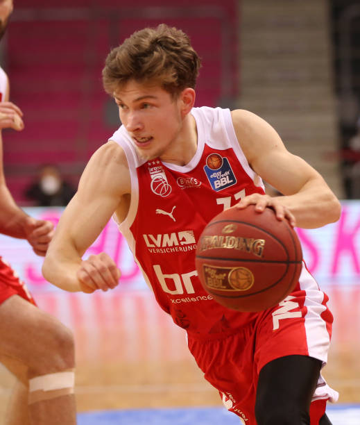 职业生涯的 职业生涯的