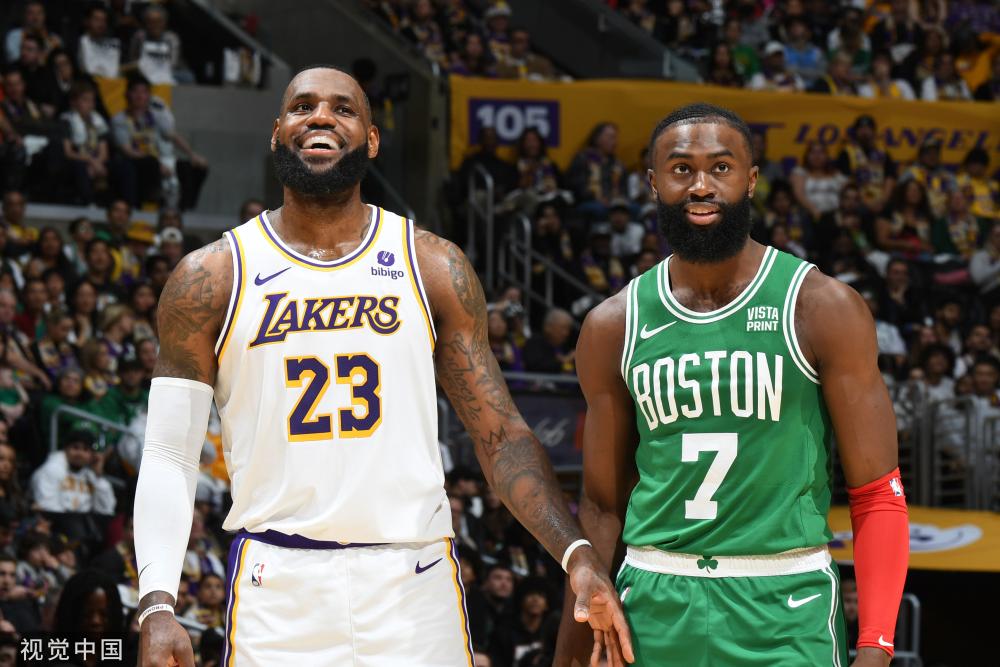 再次向球迷 再次向球迷